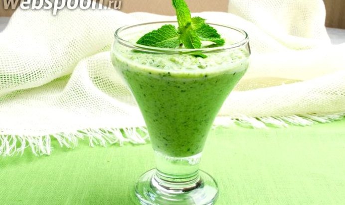Коктейль из зелёных овощей с йогуртом