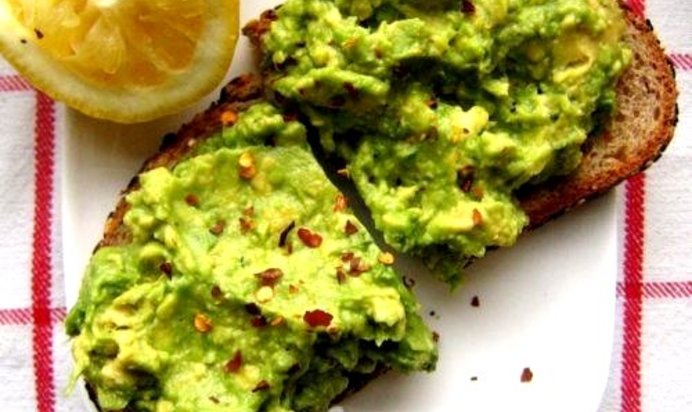 Паштет из авокадо для бутербродов