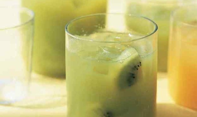 Сок из винограда и киви