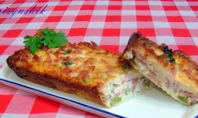 Запеканка из брокколи и бекона