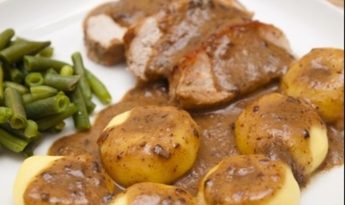 Картофельные клецки со свининой