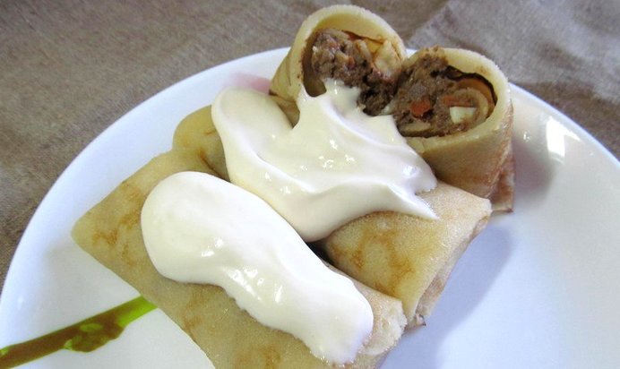 Блинчики с печенью и яйцами