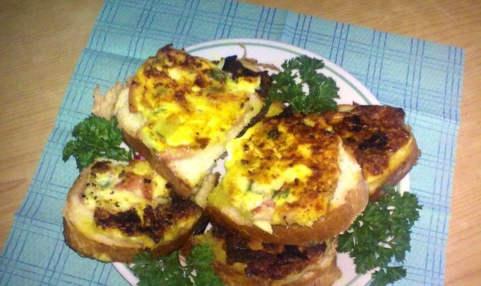 Горячие бутерброды Сытный завтрак