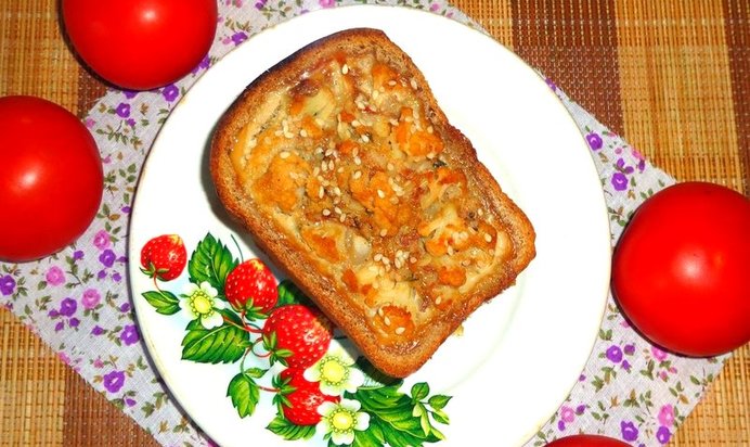 Хлеб фаршированный рисом и фаршем