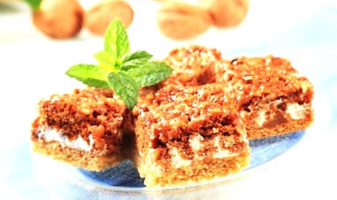 Бисквитный ореховый торт