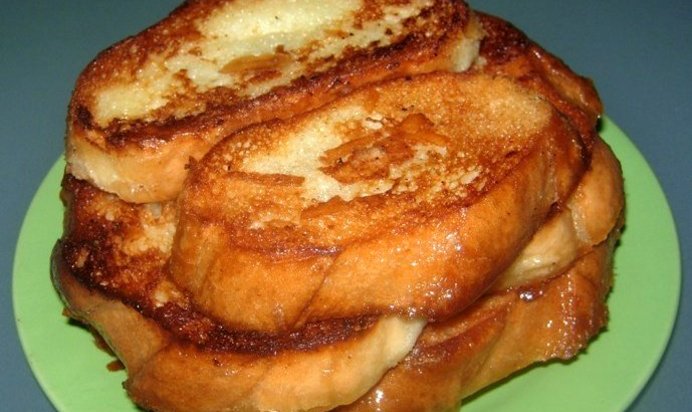Нежные гренки с сахаром