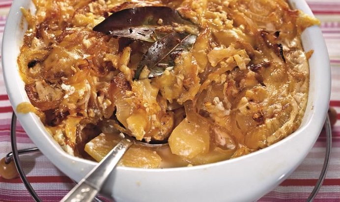 Картофельно-луковая запеканка