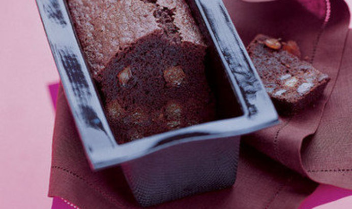 Шоколадный кекс с нугой