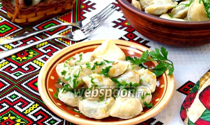 Пельмени с грибами