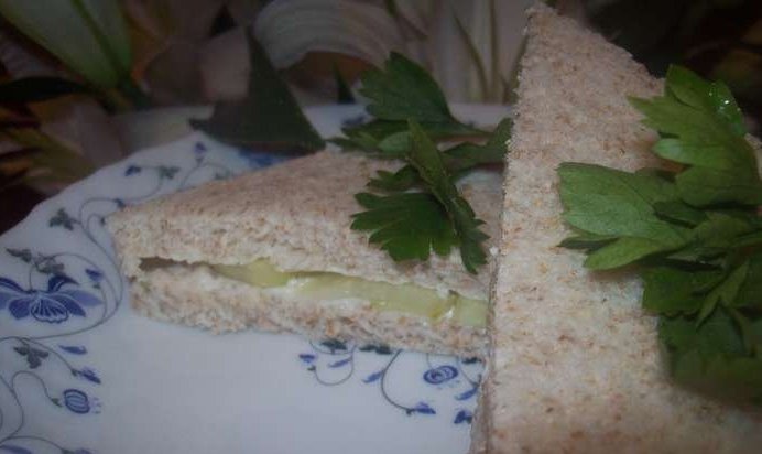 Сэндвичи с огурцом