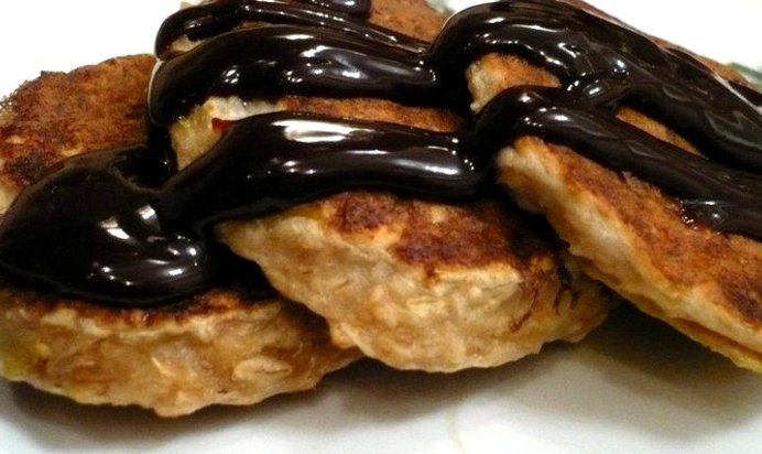 Овсяные оладьи с яблоком