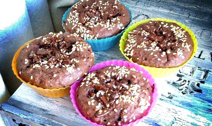 Маффины шоколадные с отрубями и банановым центром