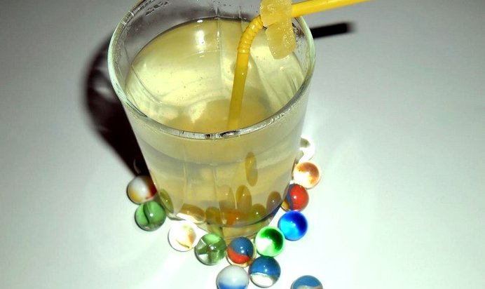 Компот из ананасов