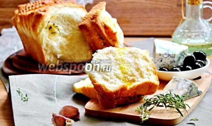 Хлеб «Гармошка» с сыром, розмарином и чесноком