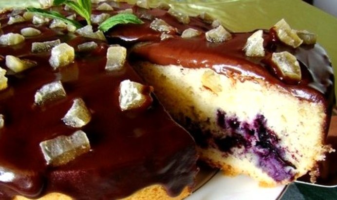 Черничный кекс в мультиварке