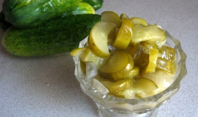 Салат из огурцов на зиму без закатки