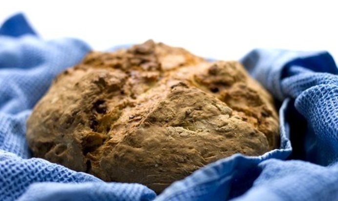 Хлеб с фисташками и черемшой