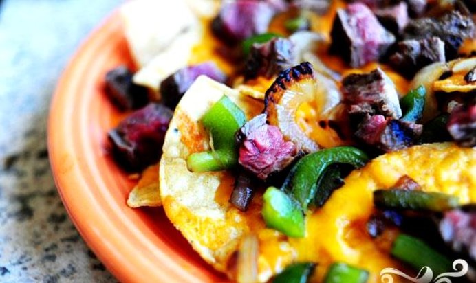 Говядина с начос