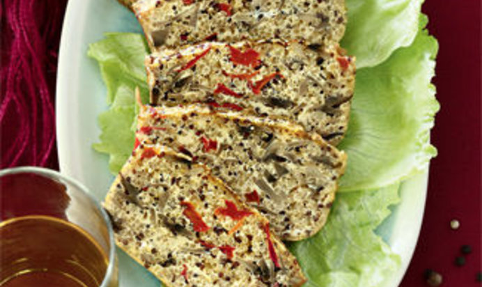 Запеканка из киноа с грибами и перцем