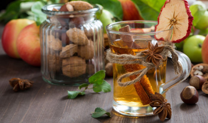 Яблочный сидр с пряностями