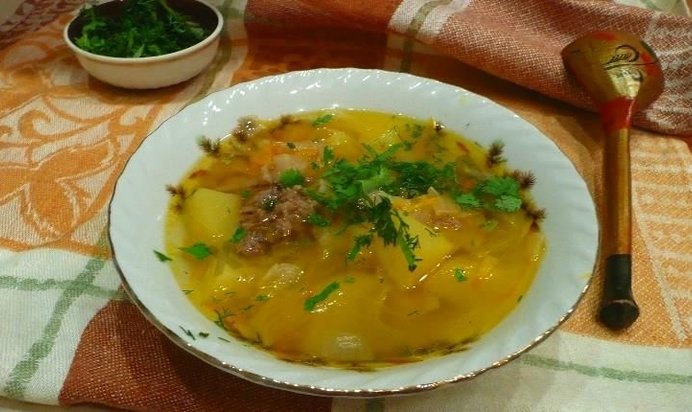 Щи с тушенкой