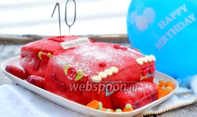 Торт «Свинка из Майнкрафт»