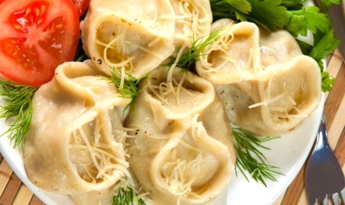 Манты с кабачком и мясом