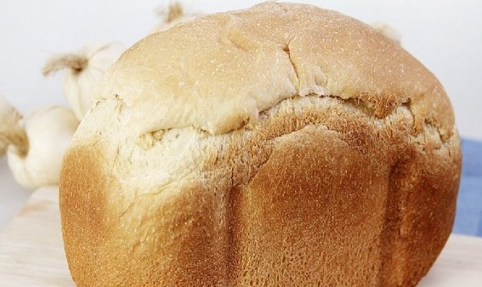 Чесночный хлеб в хлебопечке