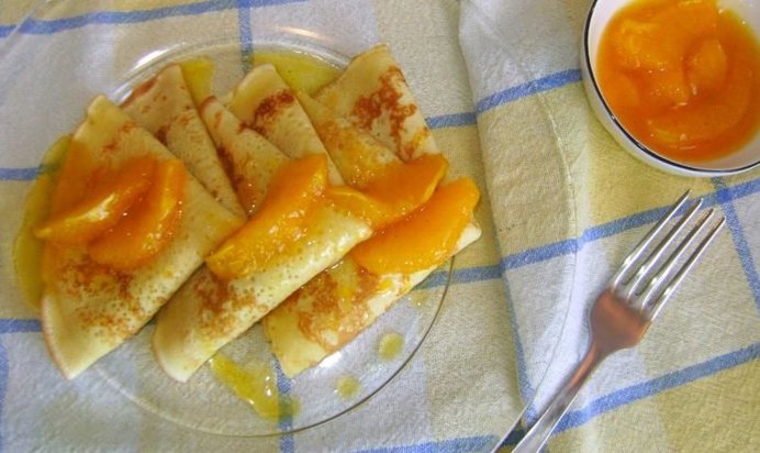 Апельсиновые блинчики с апельсиновым соусом