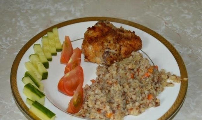 Обжаренная гречка с луком и морковью