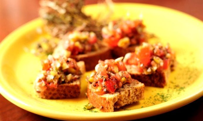 Гренки с овощами