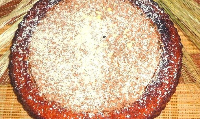 Бисквитный торт с шоколадным кремом