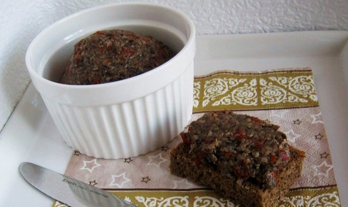 Чесночные хлебные крошки (Панграттата)