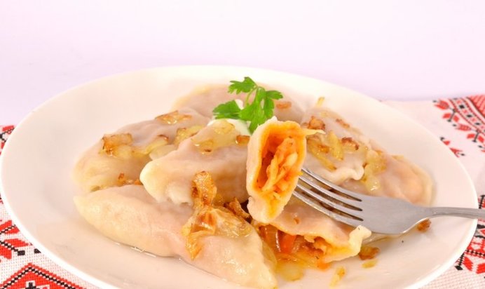 Вареники с квашеной капустой