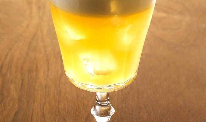 Коктейль «Виски-сауэр» (Whiskey Sour)
