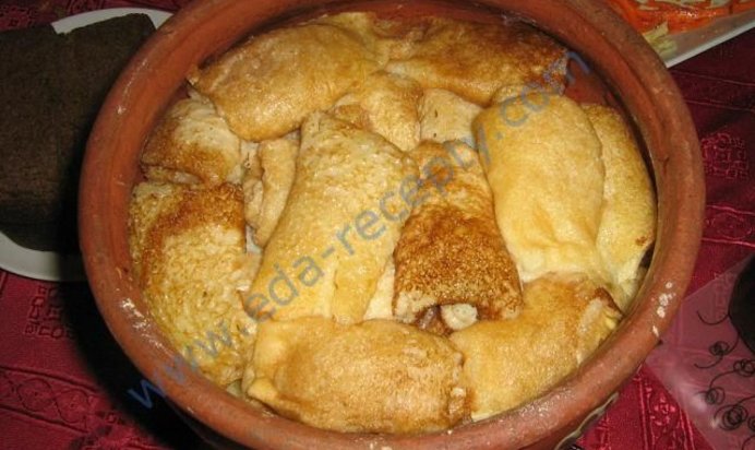 Постные блины с яблоками и корицей