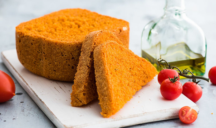 Томатный хлеб в хлебопечке