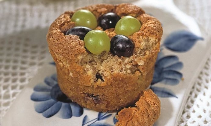 Кексы с виноградом