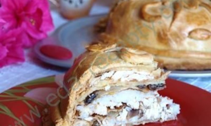 Курник из блинов с курицей и грибами