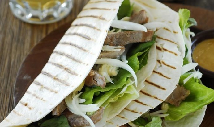 Кесадильяс со свининой