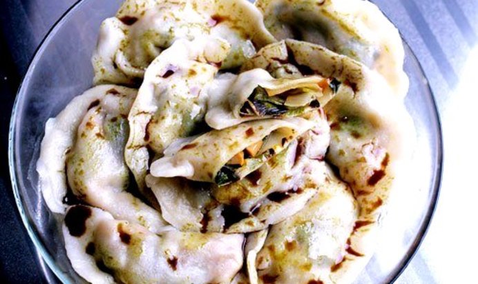 Пельмени с королевской вешенкой и пореем