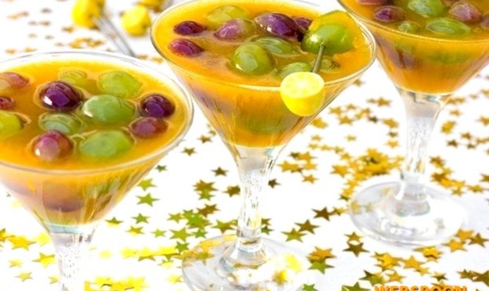 Желе из облепихи с виноградом