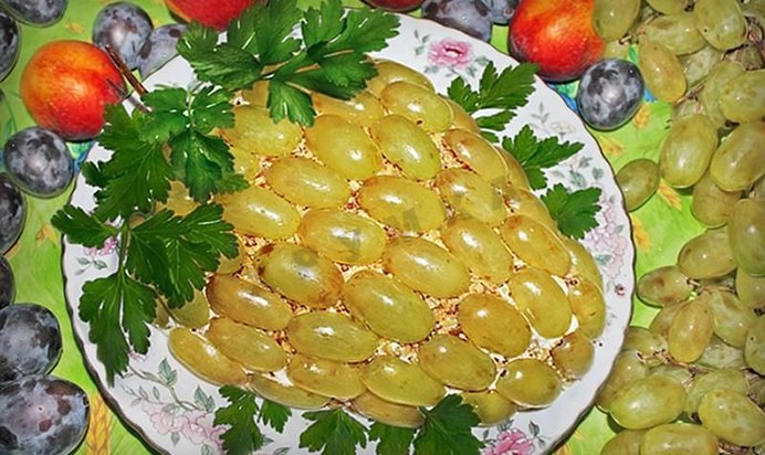 Салат Виноградная гроздь