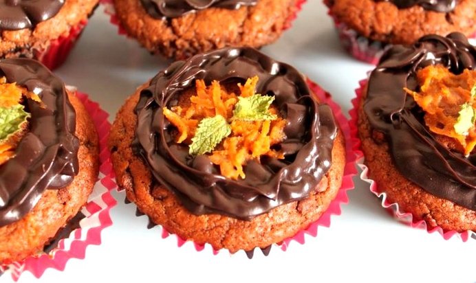 Шоколадно-апельсиновые маффины с шоколадным ганашем