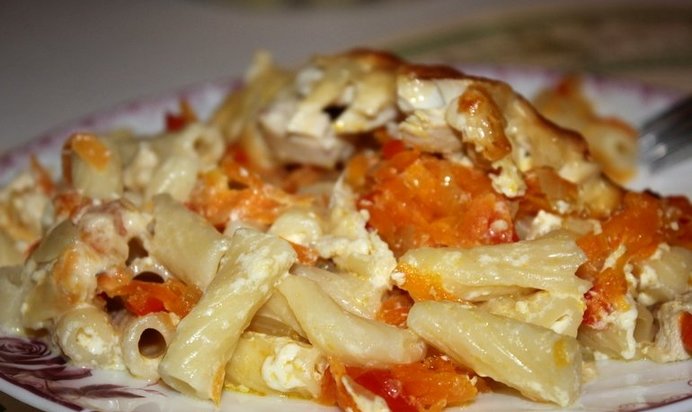 Запеканка с макаронами и курицей в духовке