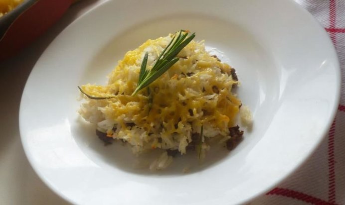 Запеканка из риса с фаршем для детей