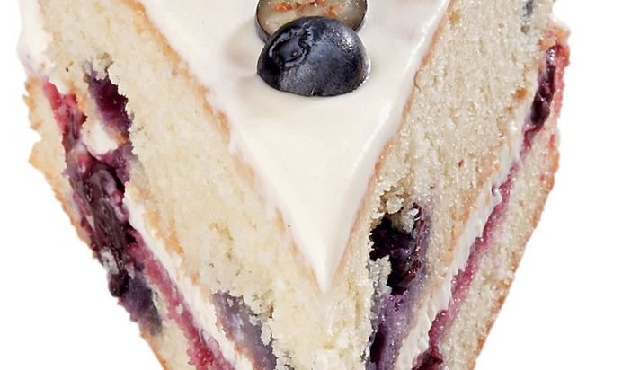 Торт с черникой и сгущенными сливками