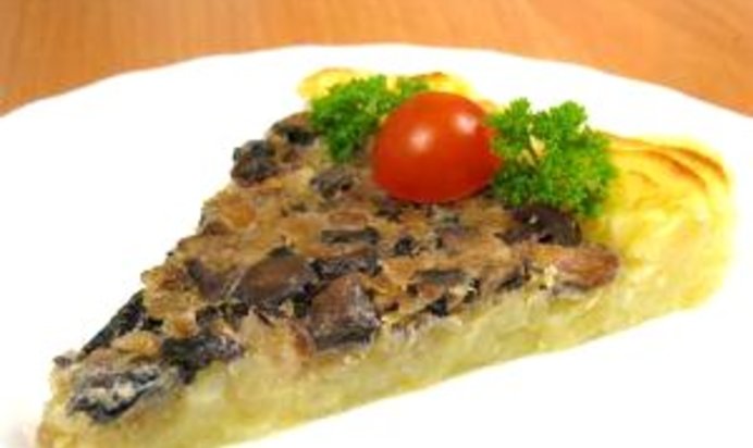 Запеканка с грибами и картофельным пюре