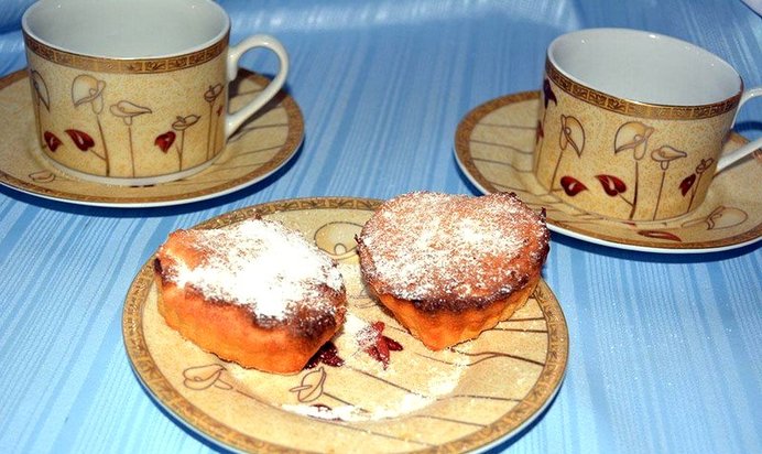 Творожные кексики с малиной