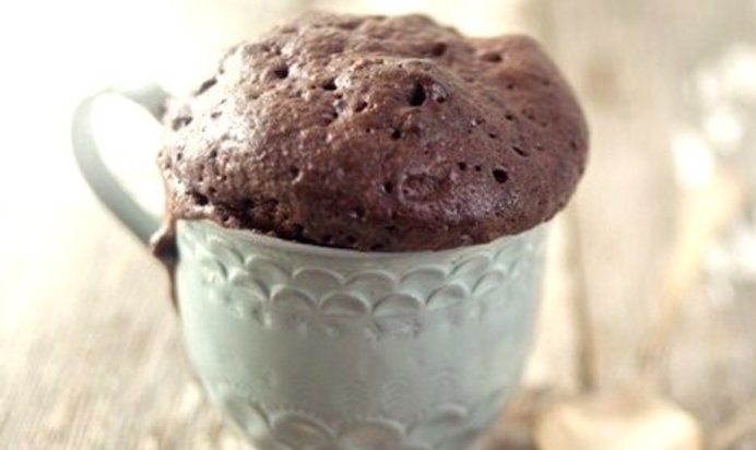 Шоколадный кекс из нутеллы за 3 минуты